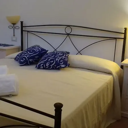 A Casa Di Nene Bed and Breakfast 4*