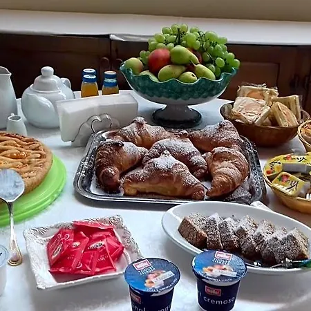 A Casa Di Nene Bed & Breakfast 3*